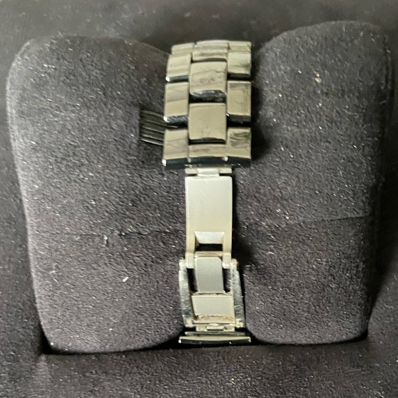 Chanel J12 Automatic Chrono watch with diamonds. Black ceramic and quartz. - Picture 4 of 12